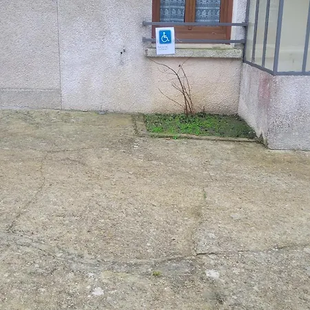 Daire Le Truc En Plus, Accessibles Pmr, 45 M2 Mitoyen Dans Maison Avec Un Autre *